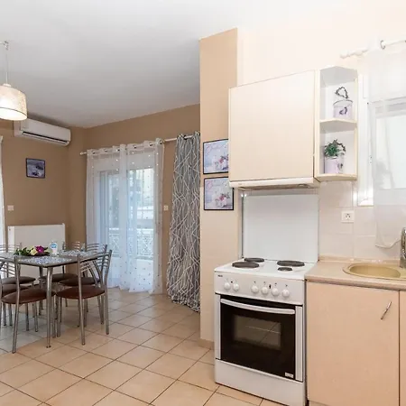 Family Apartments&suites Νέος Μαρμαράς