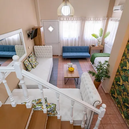 Family Apartments&suites * Νέος Μαρμαράς