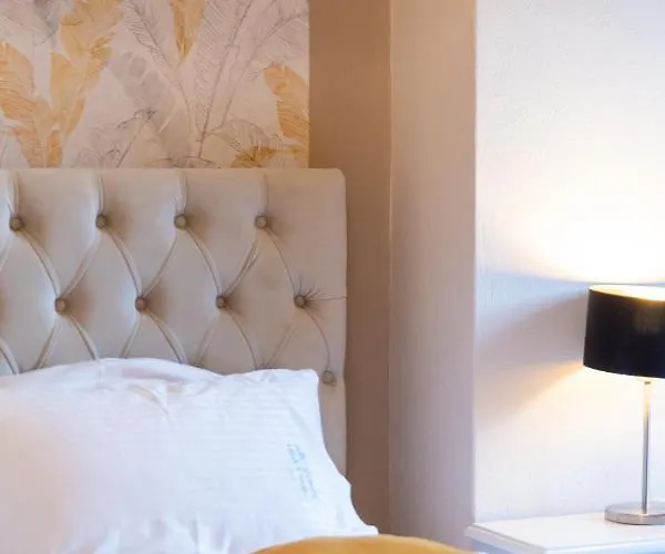 Family Apartments&suites * Neos Marmaras