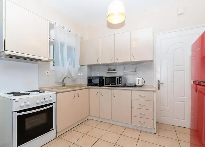 Family Apartments&suites Neos Marmaras