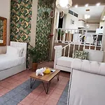 Family Apartments&suites * Неос-Мармарас