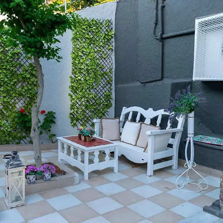 דירה Family Apartments&suites *