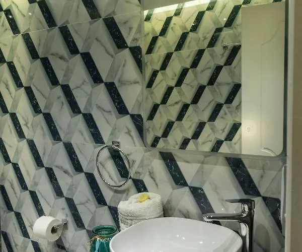 Family Apartments&suites Neos Marmaras
