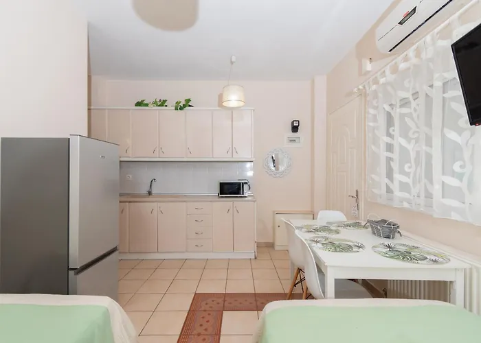 Family Apartments&suites Neos Marmaras